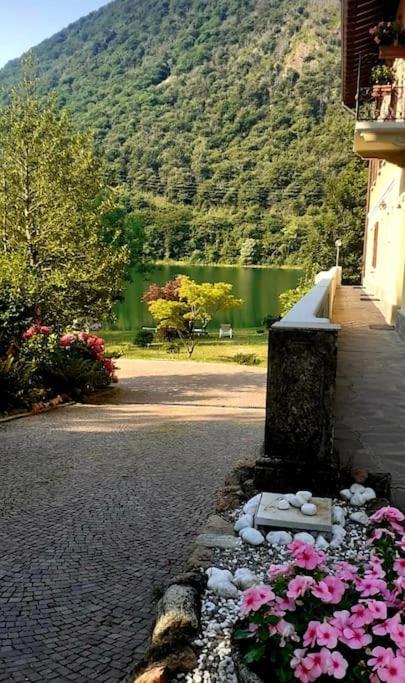 Ghirla L'Angolino Di Magda: On The Lake-Private Beach! מראה חיצוני תמונה